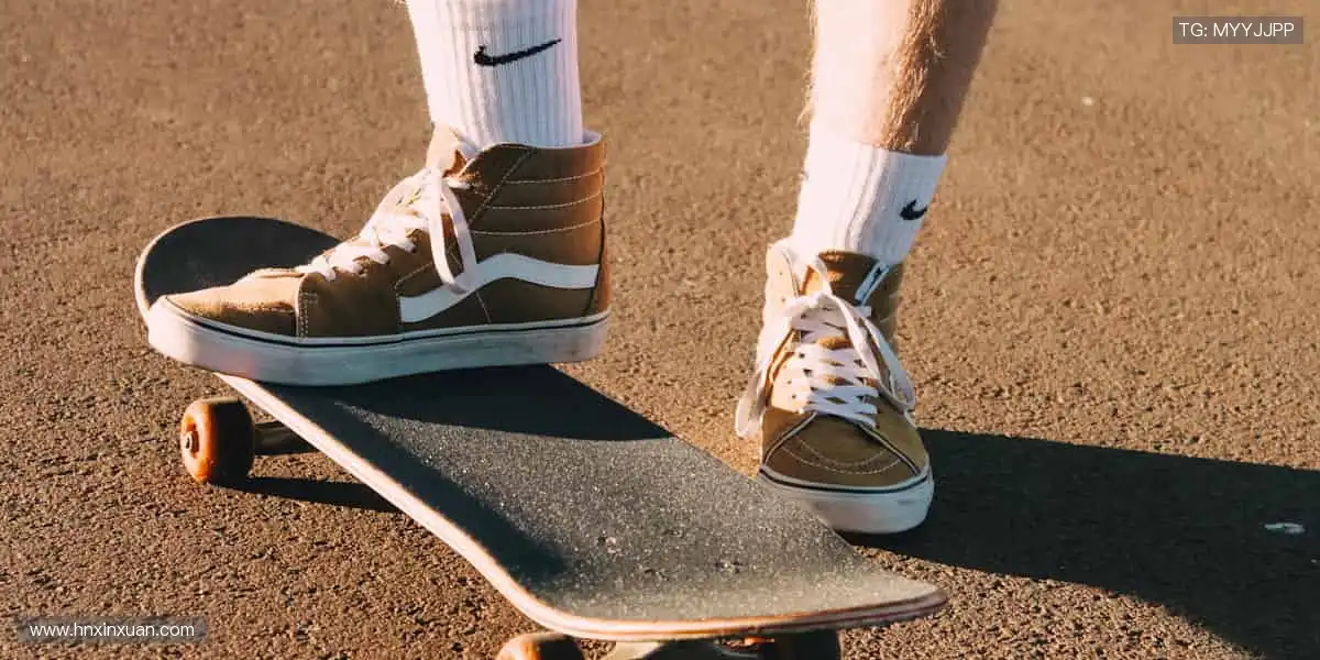 🎾 专业装备，助你突破自我，所向披靡！💪